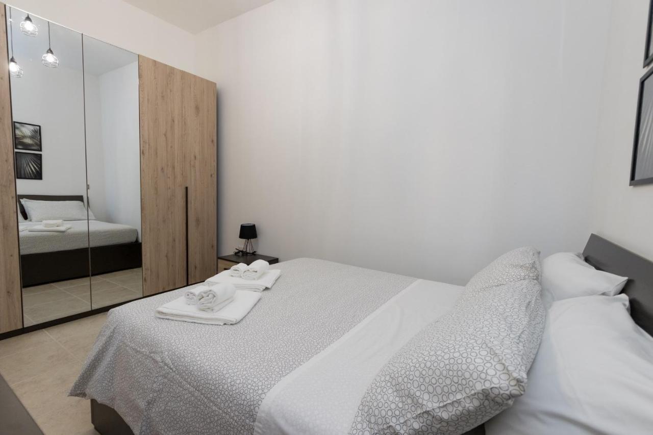 Drooms. Felline Exterior photo